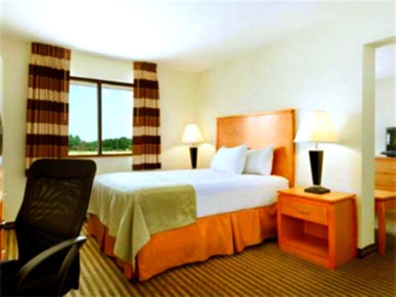 Quality Inn Dfw Airport North Irving Room photo